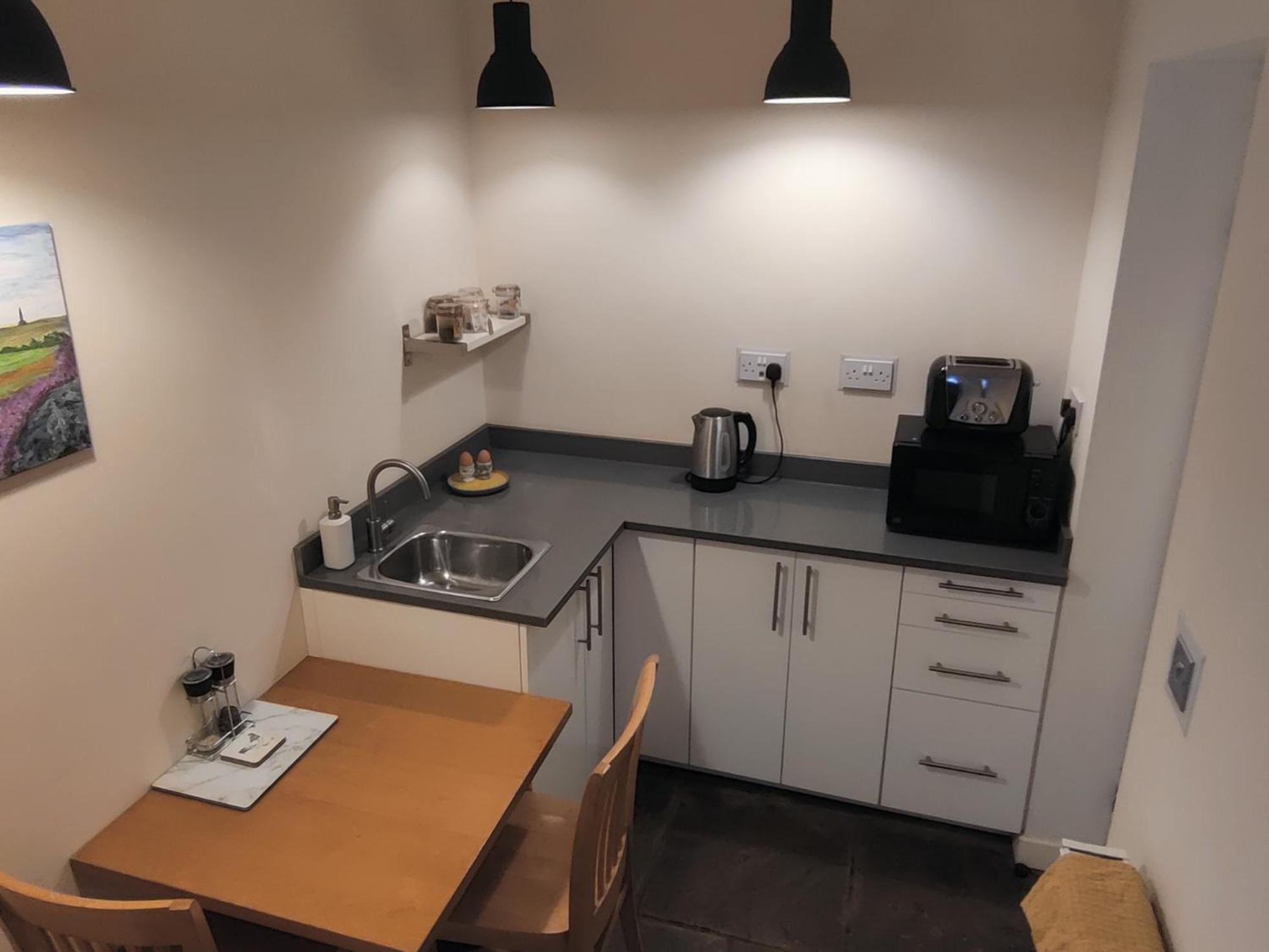 Private Annex To Victorian Villa, With Kitchen And Free Parking Todmorden Εξωτερικό φωτογραφία